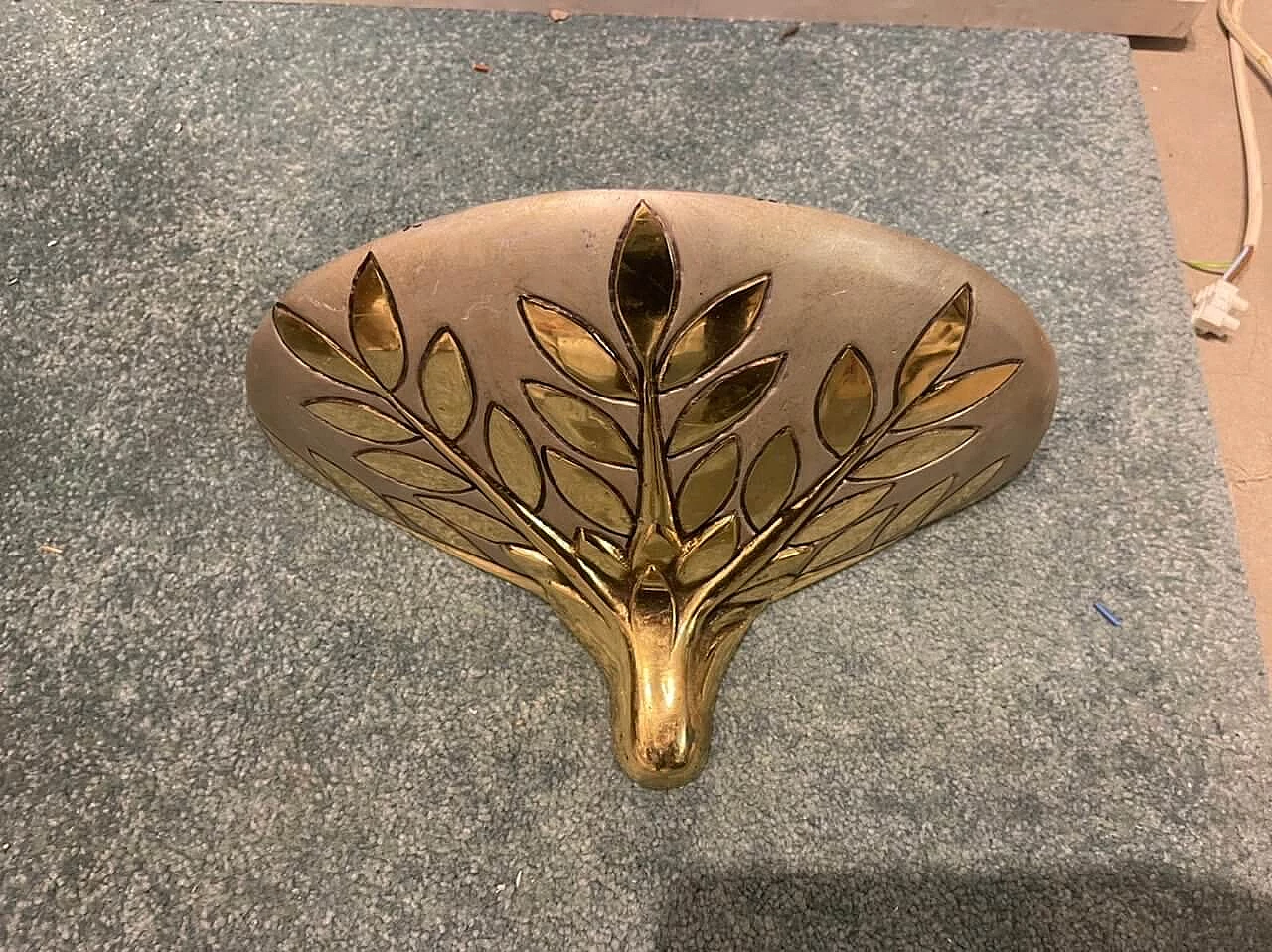 Single Art Deco style brass wall sconce, 1970s 2