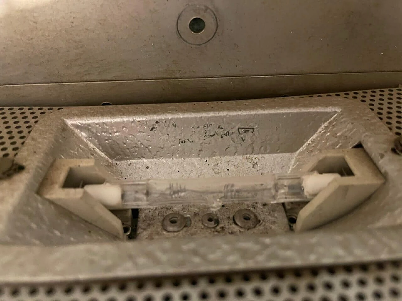 Single Art Deco style brass wall sconce, 1970s 4