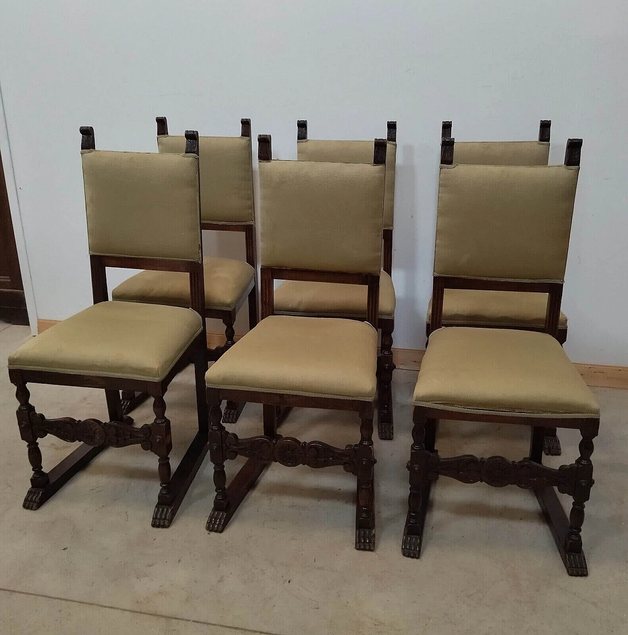 6 Walnut chairs in Neo-Renaissance style, early 20th century 4