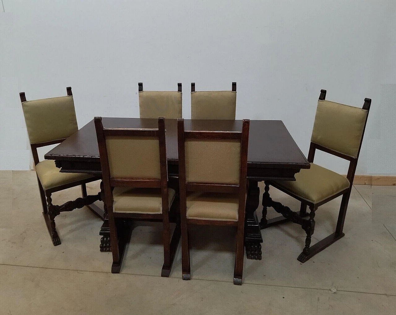 6 Walnut chairs in Neo-Renaissance style, early 20th century 14