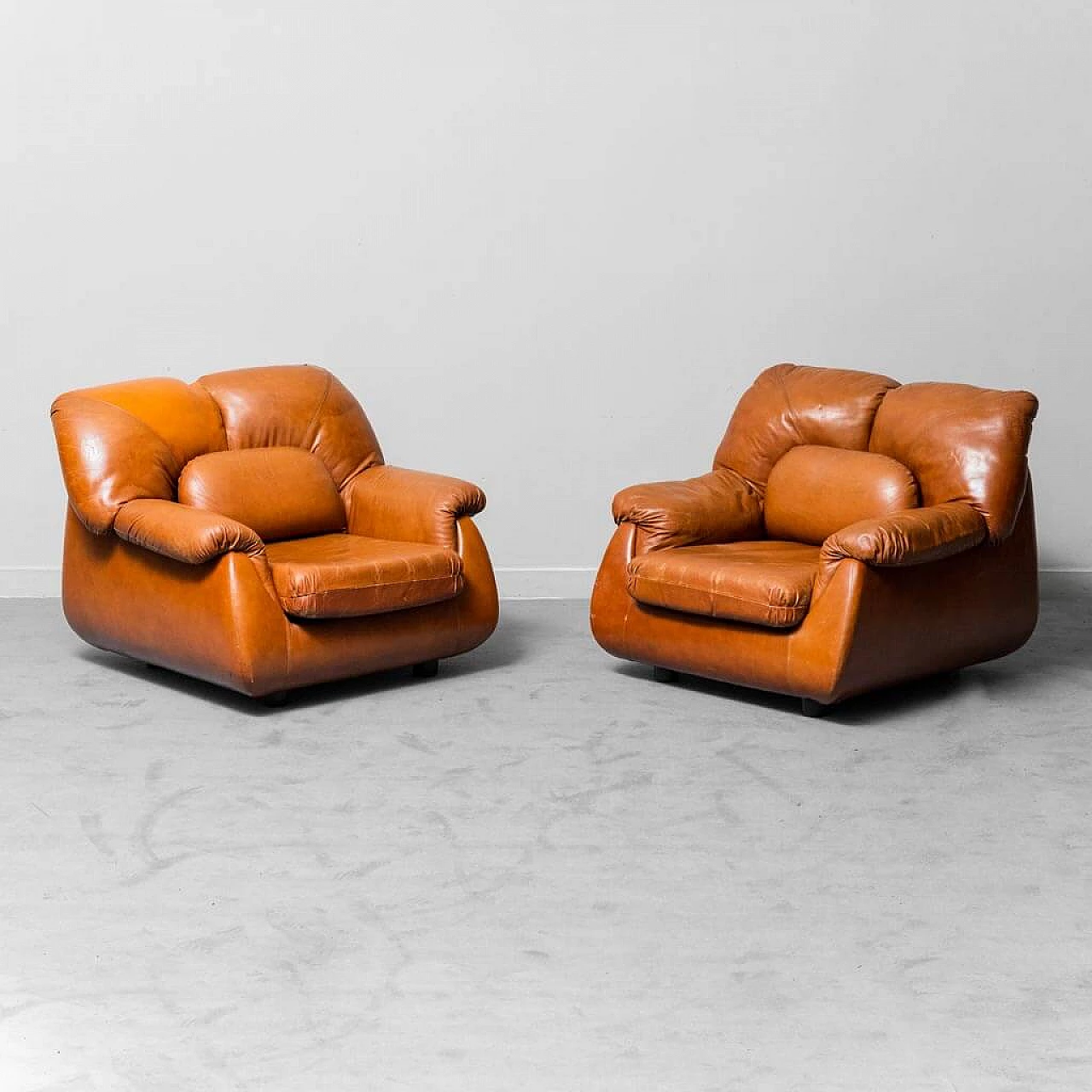 Pair of brown leather armchairs, 1970s 1