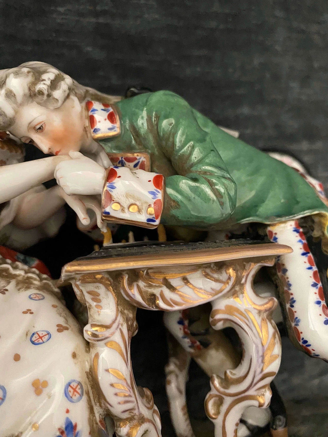Polychrome porcelain sculpture of a gallant scene, late 19th century 15