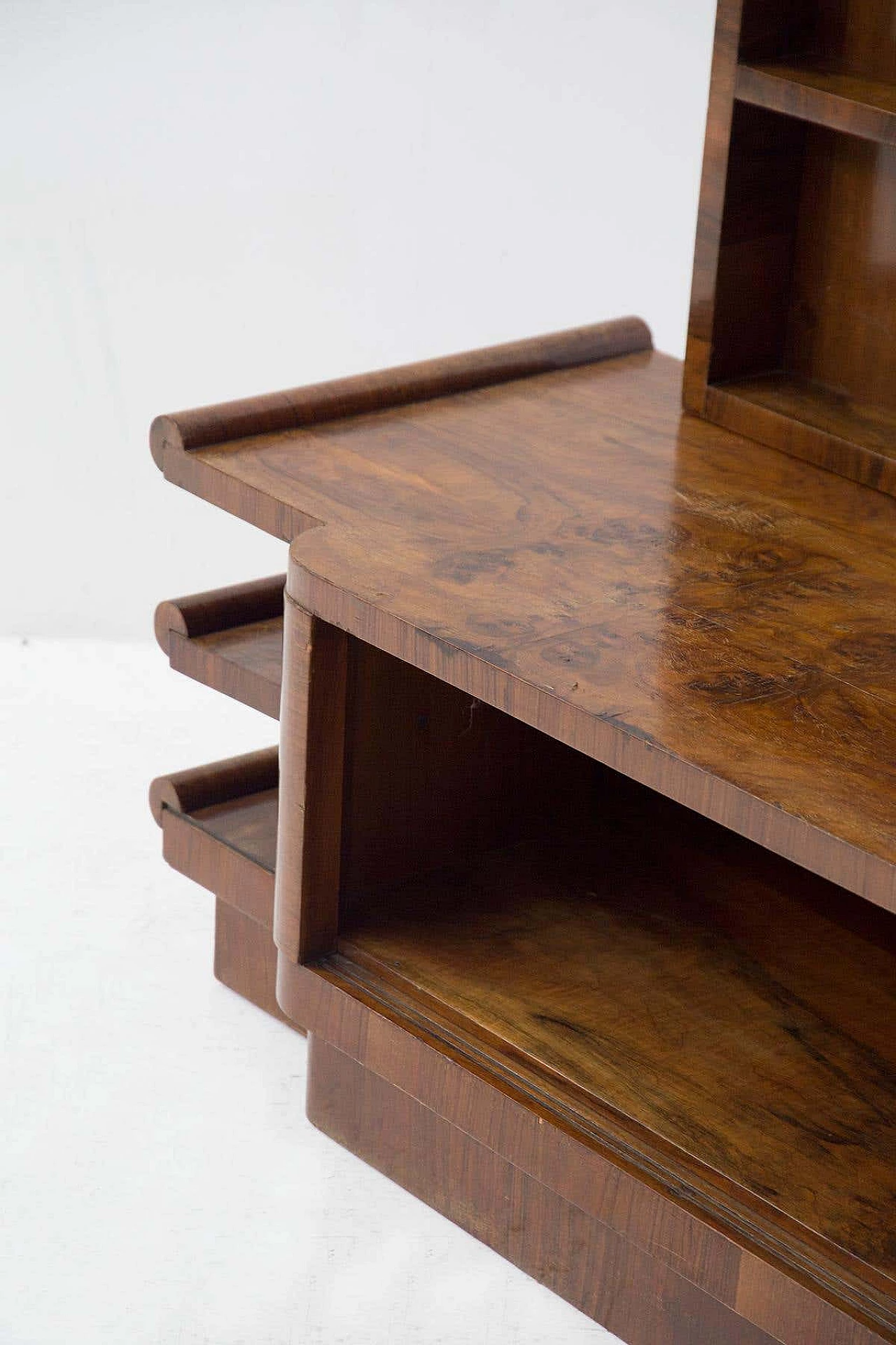 Walnut-root sideboard attributed to Osvaldo Borsani, 1930s 6