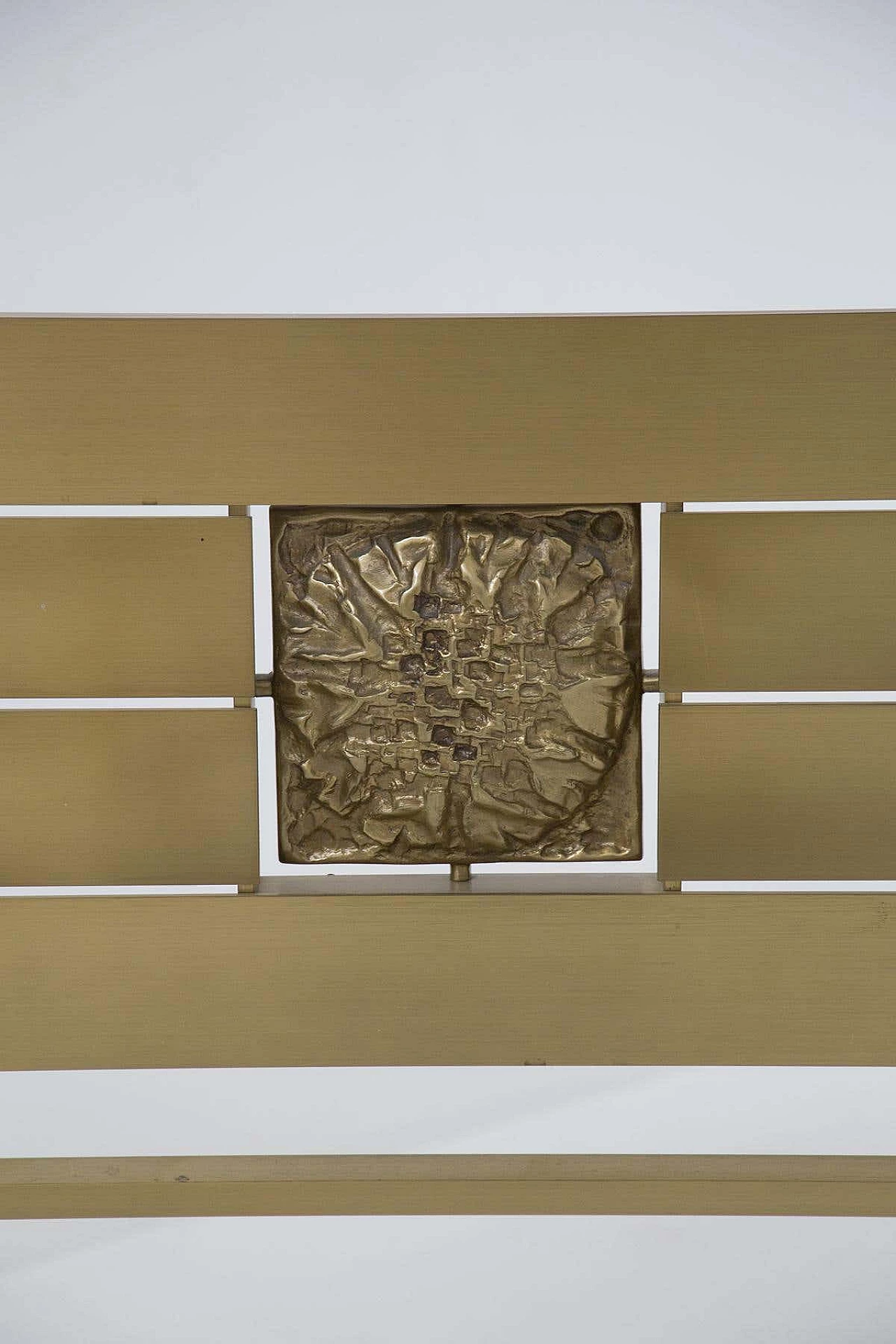 Brass bed with sculptural insert by Luciano Frigerio, 1970s 4