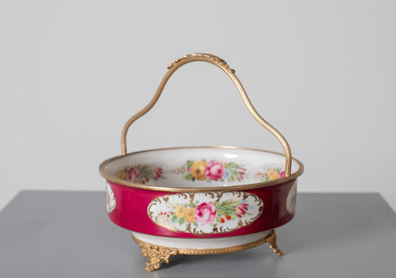 Chinese centerpiece in painted and gilded ceramic, early 20th century 2