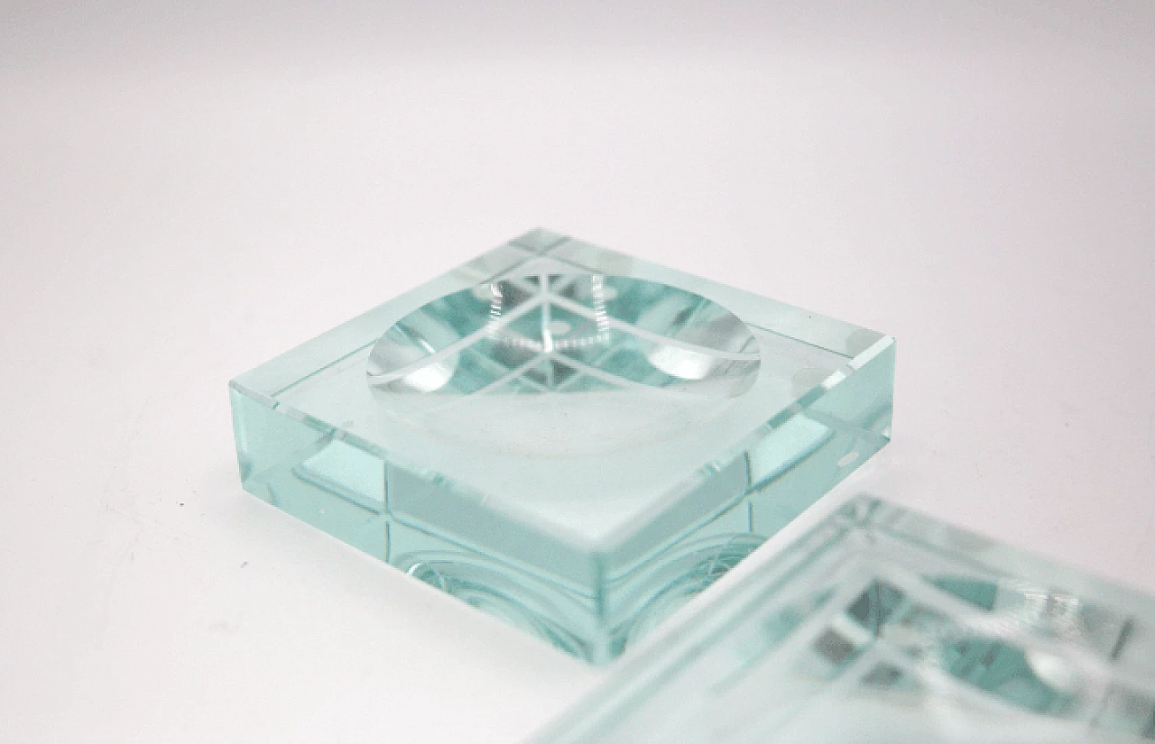 Coppia di posacenere in cristallo di Fontana Arte, anni '60 3