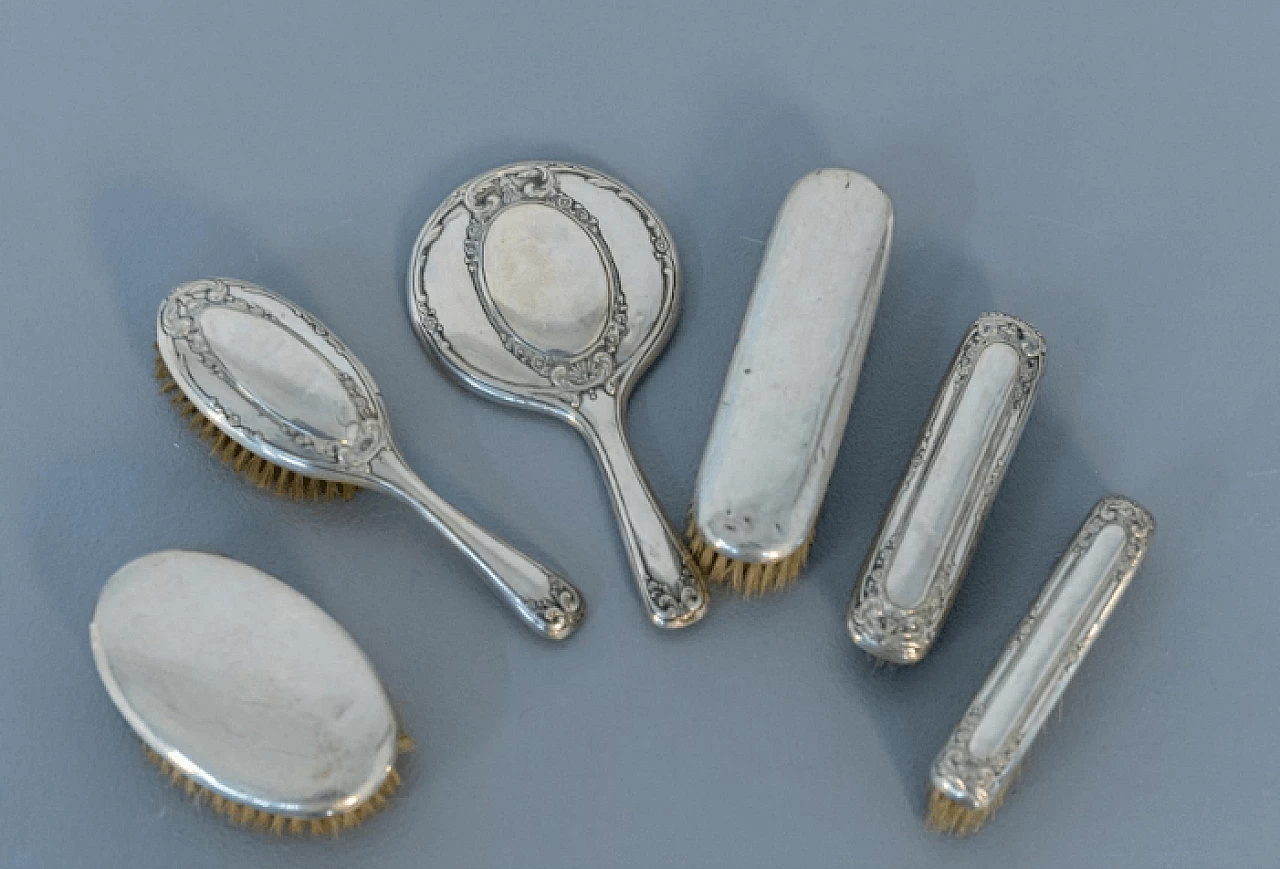5 Brushes and mirror in silver, 1930s 2