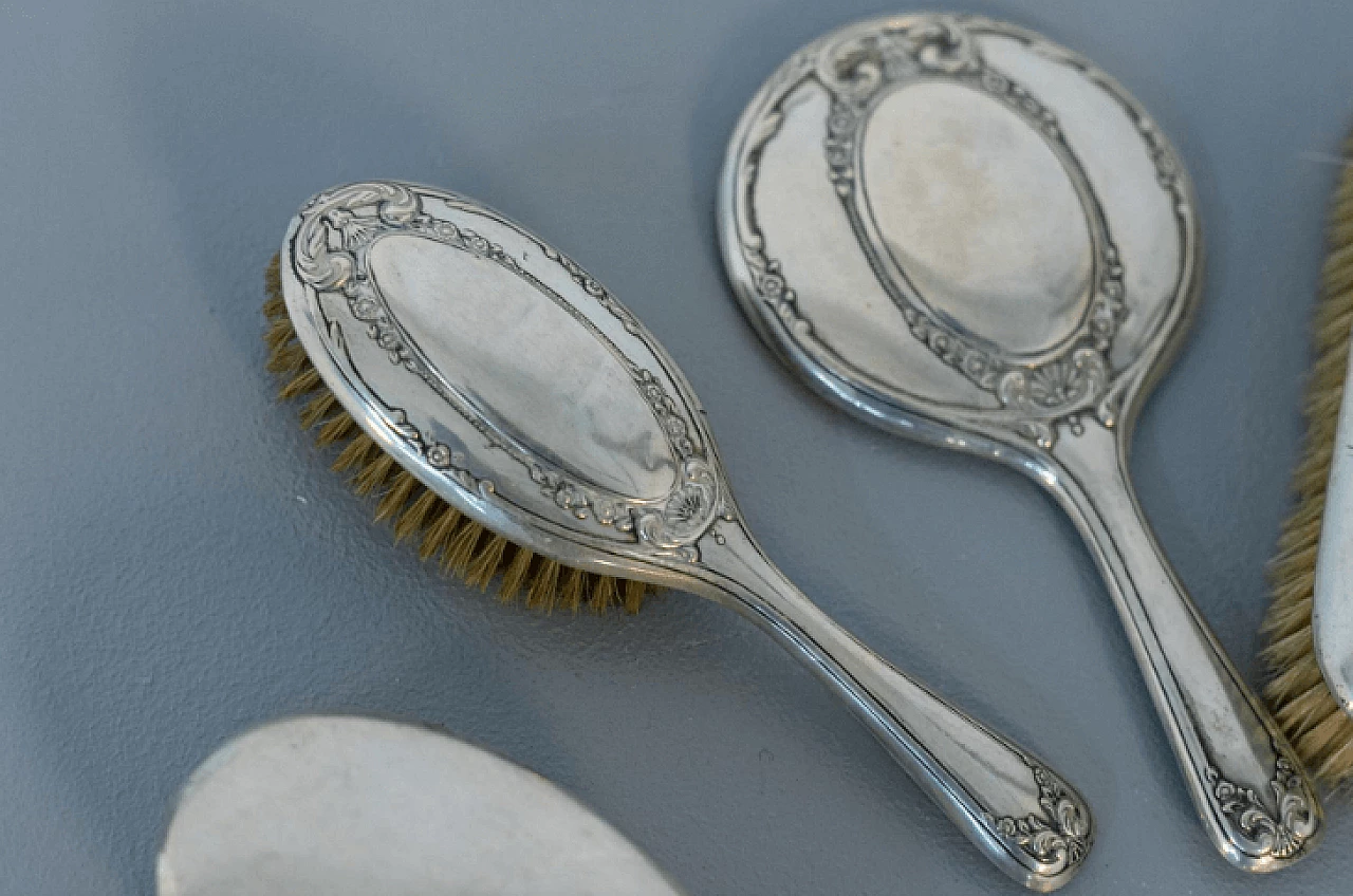 5 Brushes and mirror in silver, 1930s 4