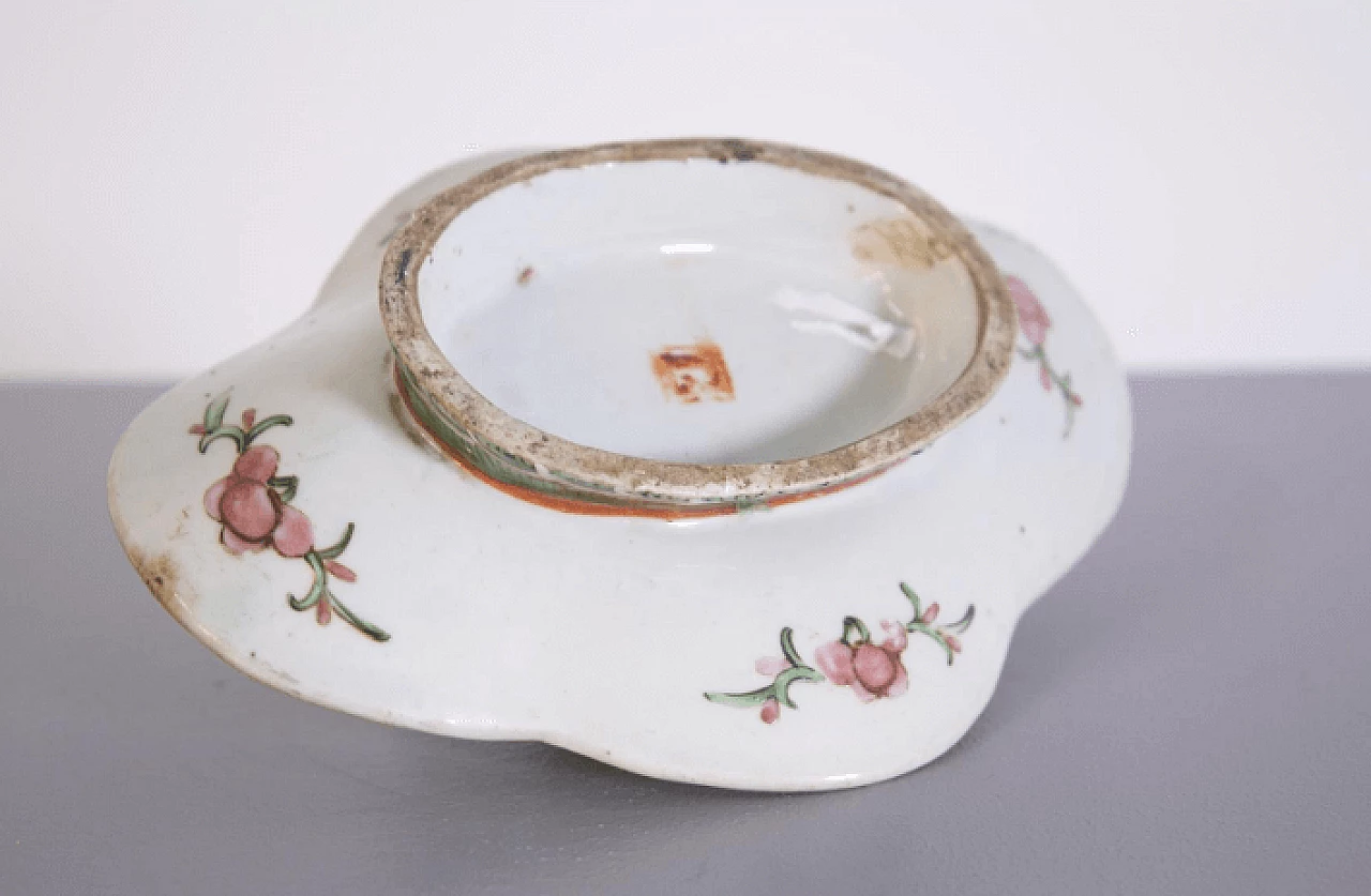 Coppia di centrotavola cinesi in ceramica dipinta, inizio '900 4