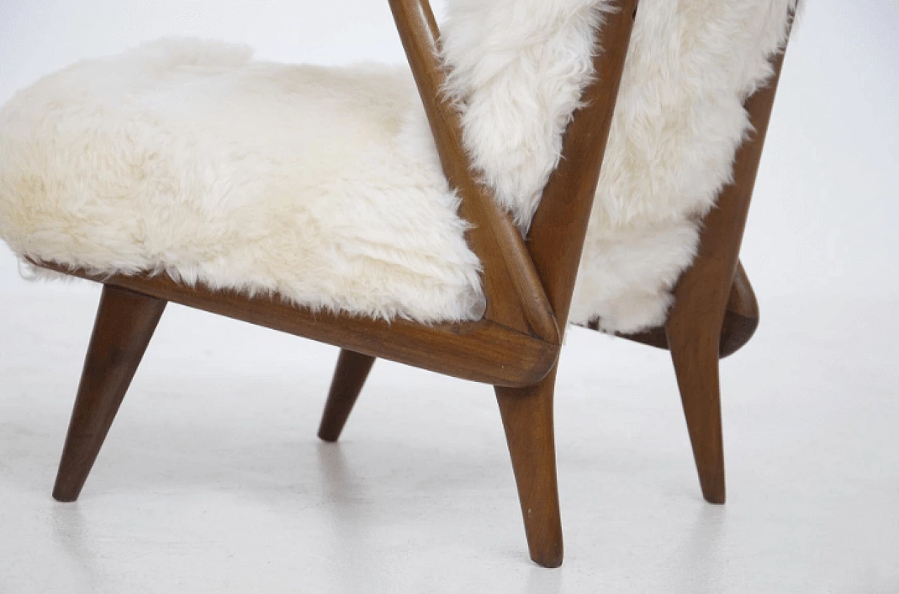 Pair of fur armchairs attributed to Giuseppe Scapinelli, 1950s 5