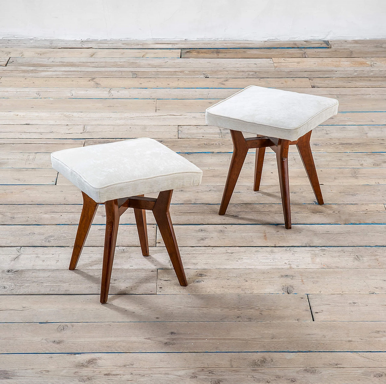 Pair of stools in the style of Ico Parisi, 1950s 1