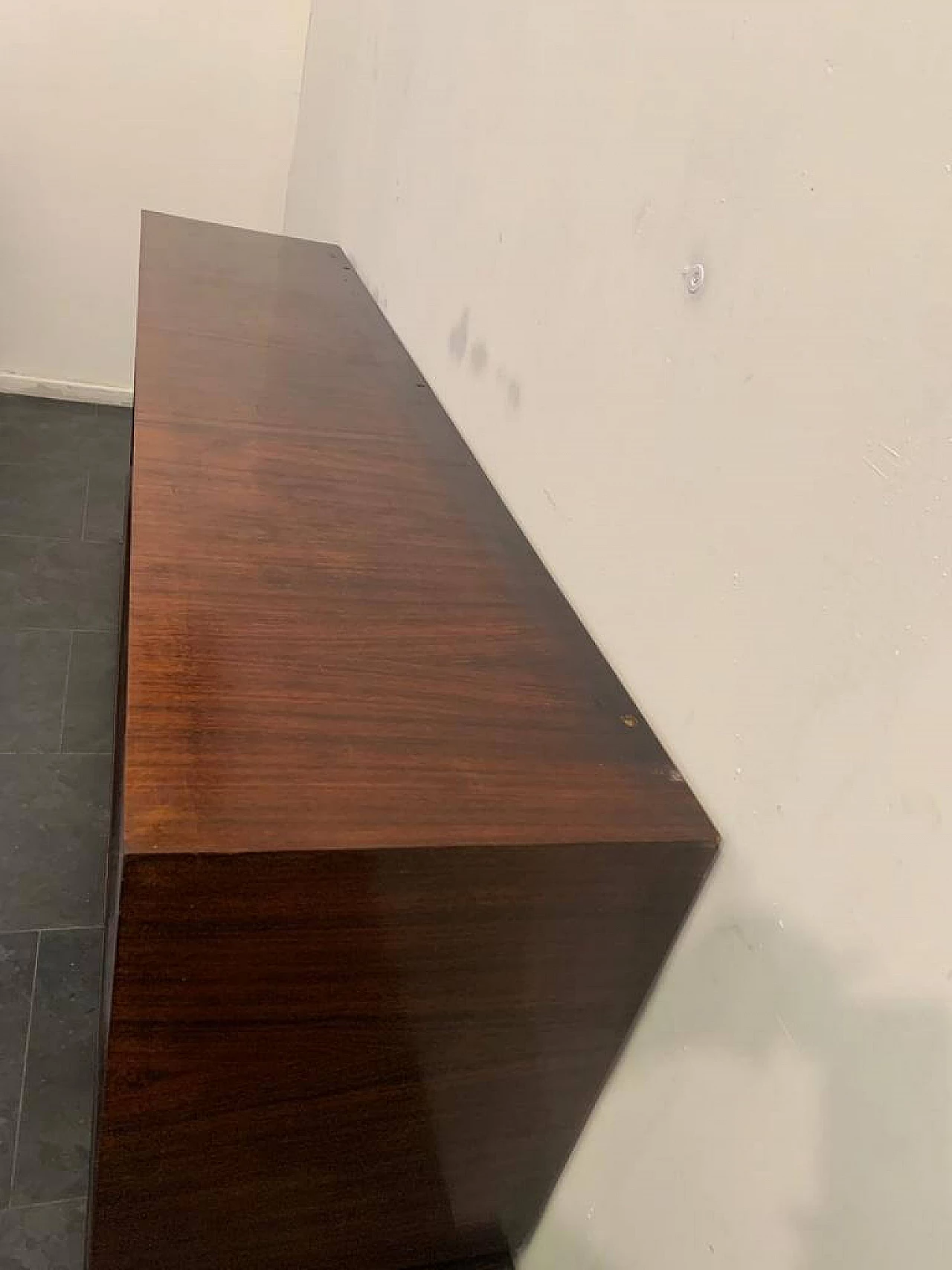 Credenza con specchio in legno con manici in anilina verde, anni '40 6