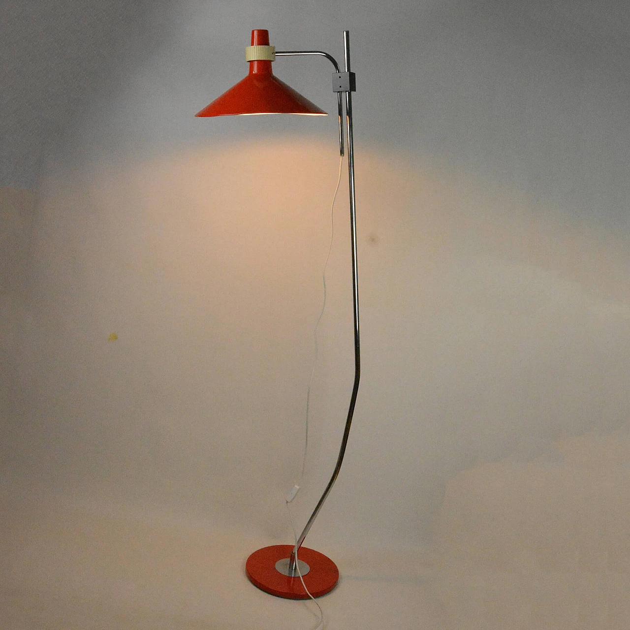 06-43 floor lamp by Pokok Zilina, 1960s 3