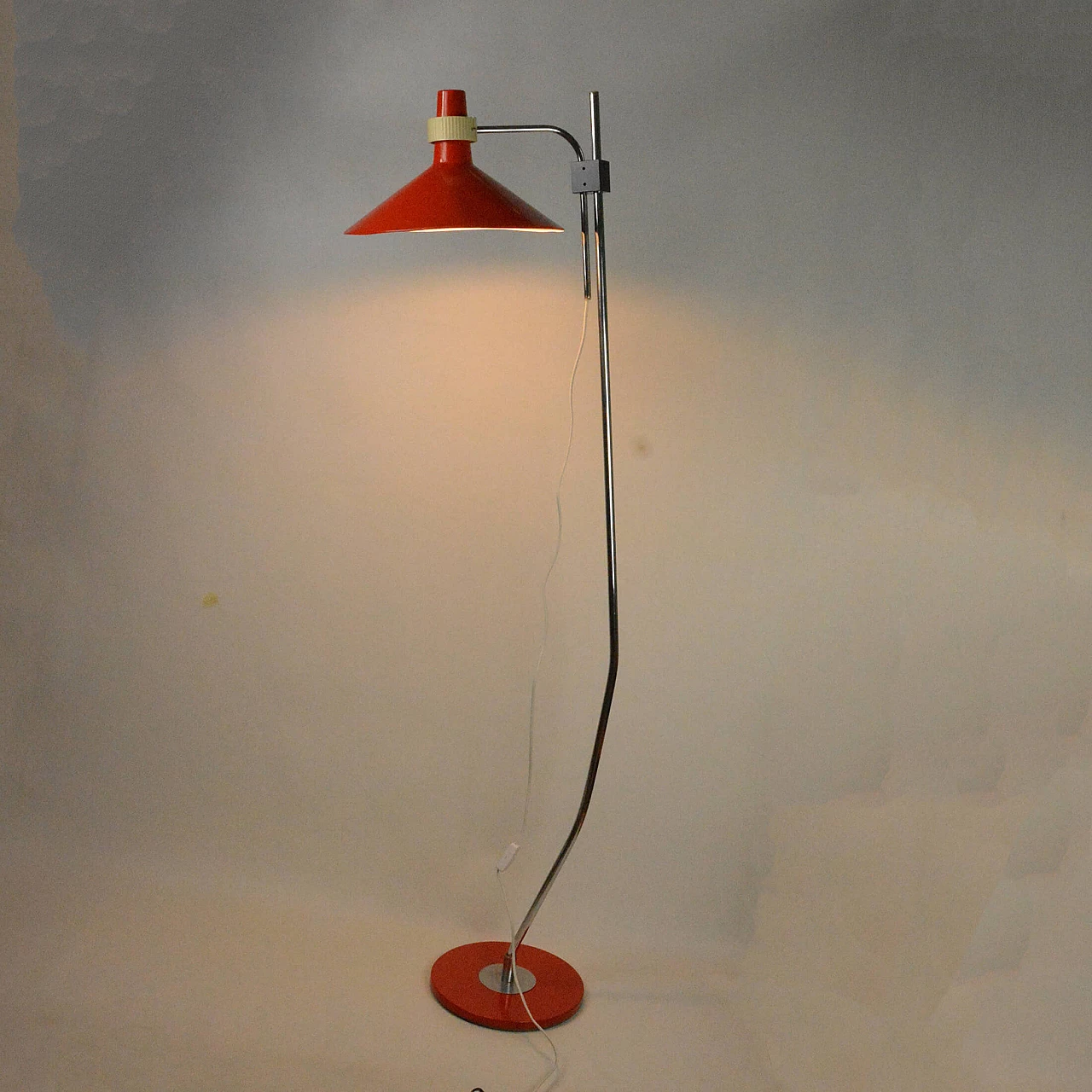 06-43 floor lamp by Pokok Zilina, 1960s 4