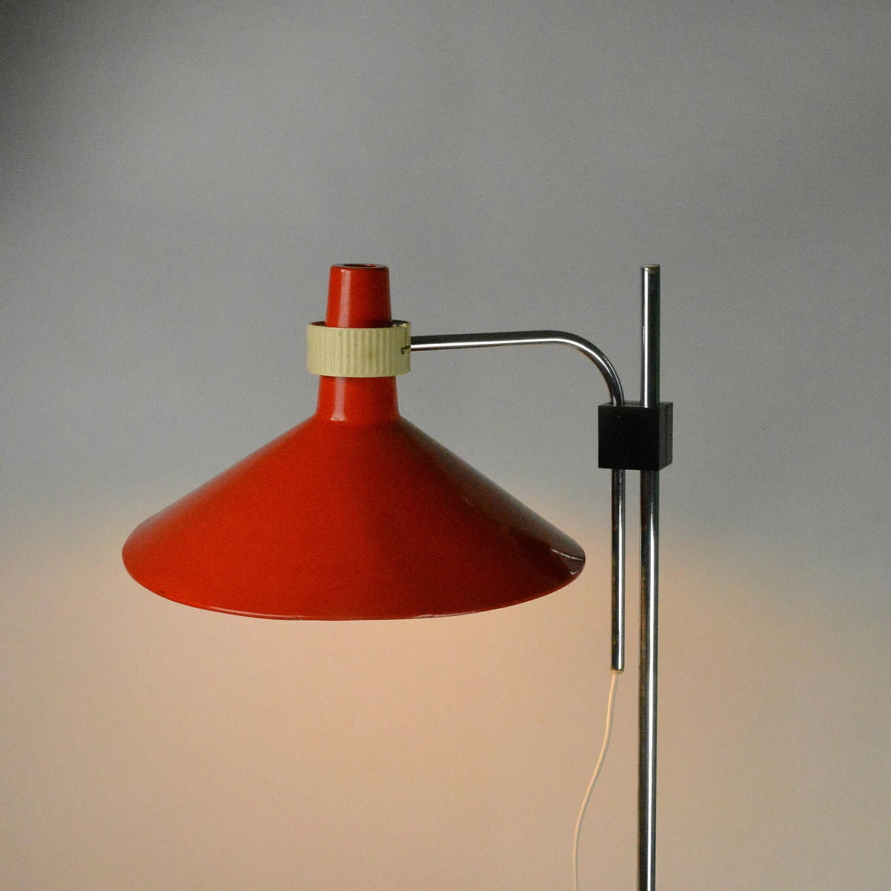 06-43 floor lamp by Pokok Zilina, 1960s 5