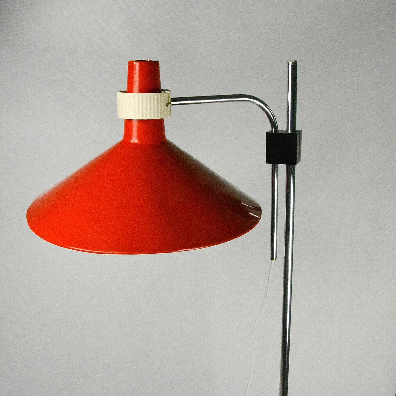 06-43 floor lamp by Pokok Zilina, 1960s 7