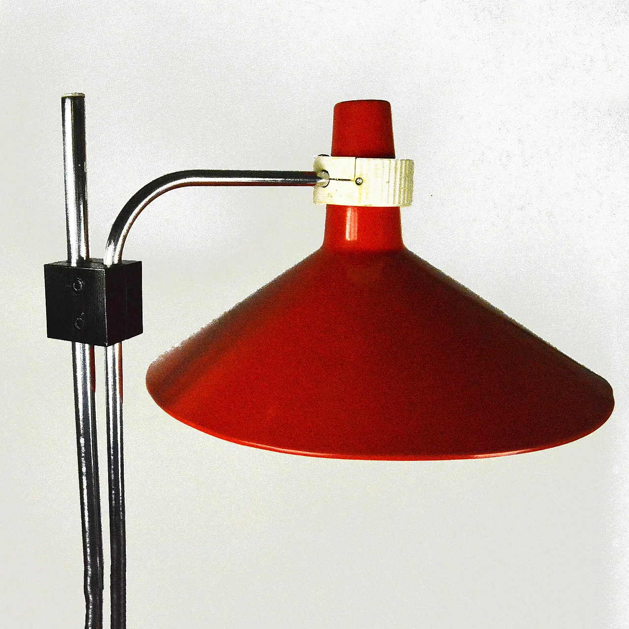 06-43 floor lamp by Pokok Zilina, 1960s 14