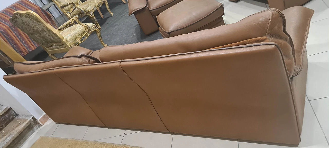 Divano, coppia di poltrone e pouf di Ferruccio Brunati, anni '60 7