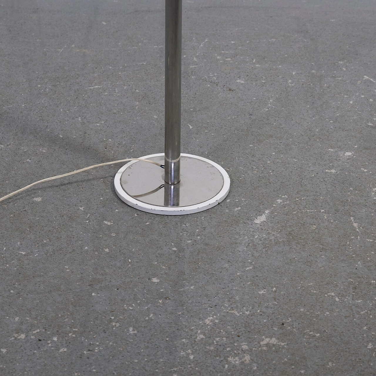 Chrome metal floor lamp, 1970s 1