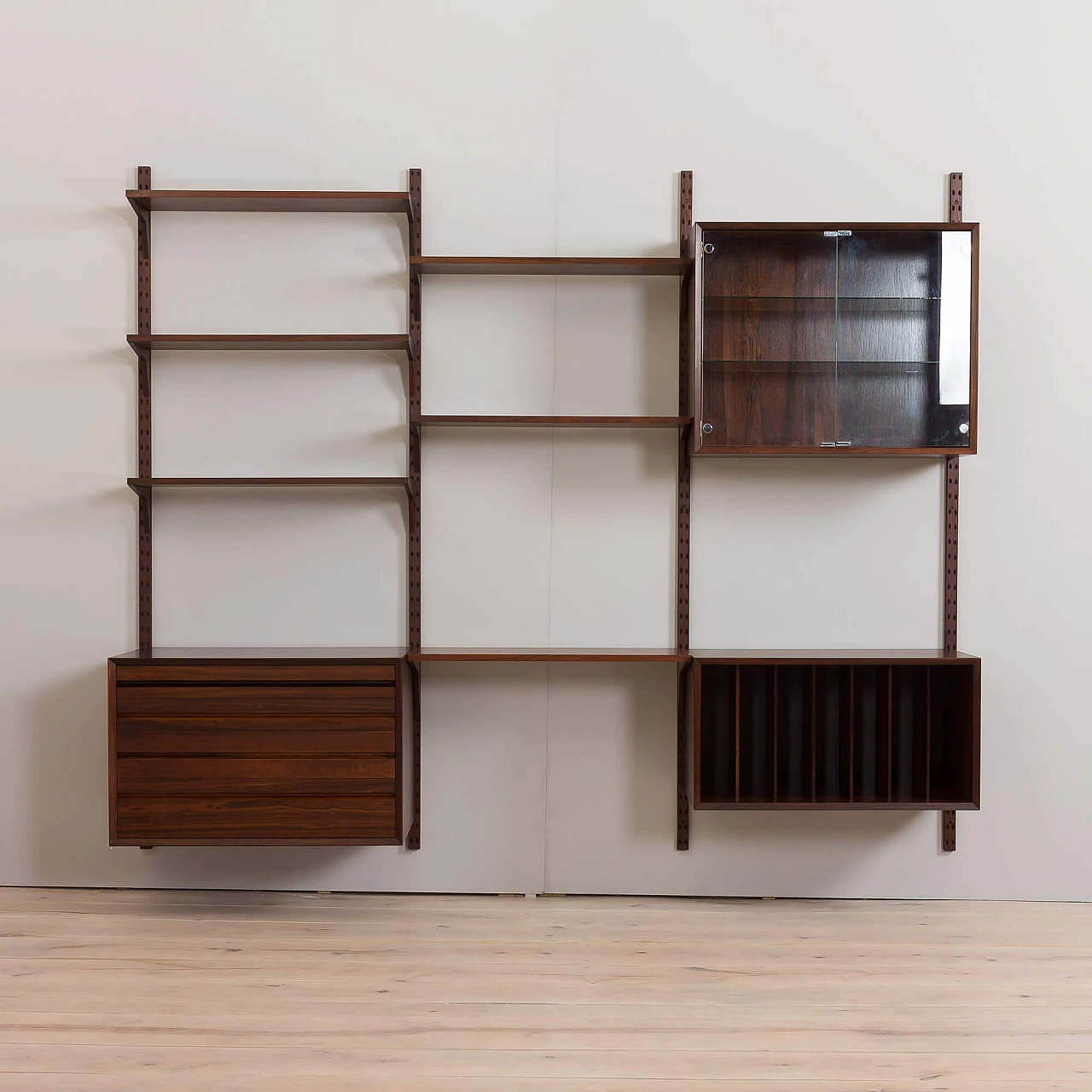 Three-bay wall-mounted rosewood bookcase by Poul Cadovius for Cado, 1960s 3