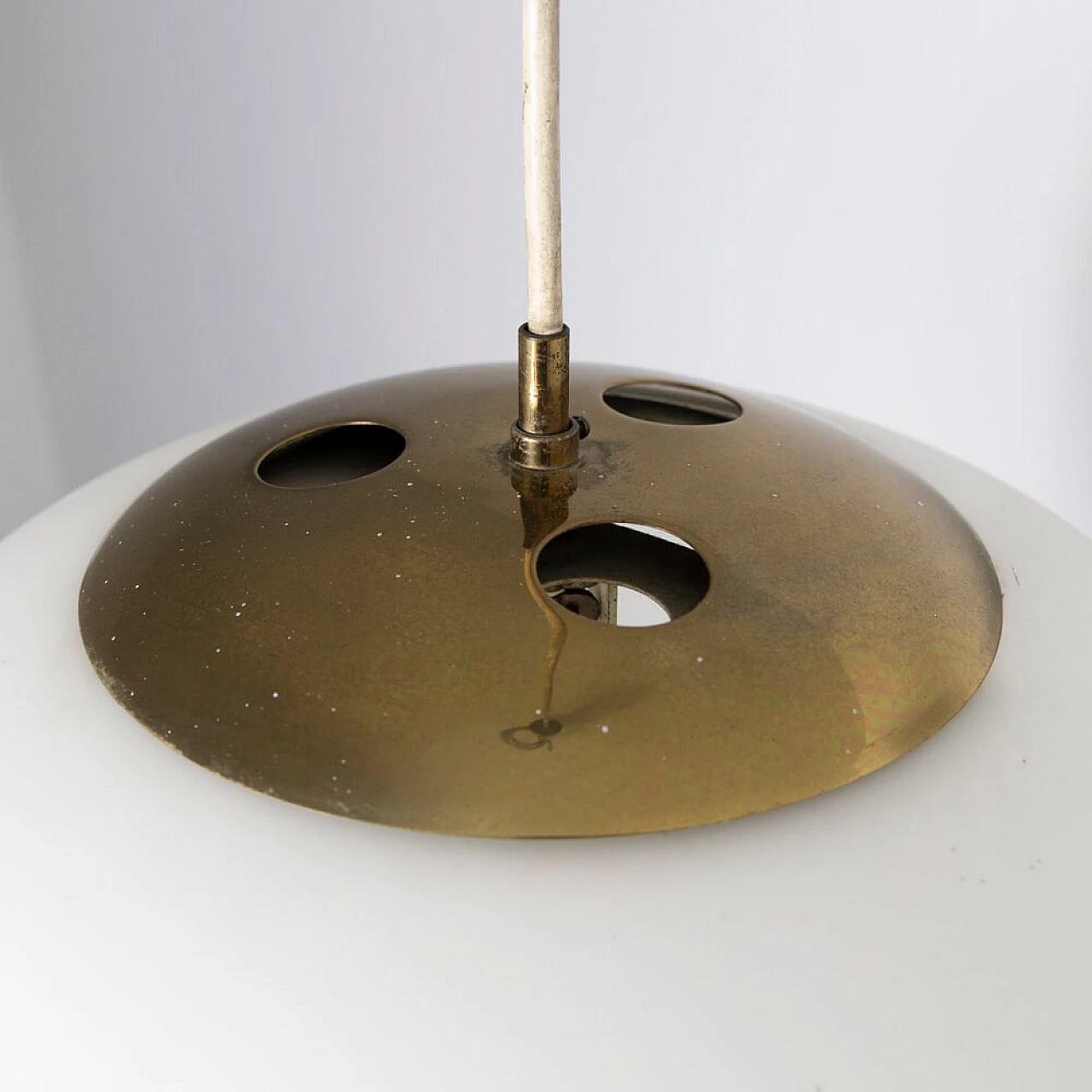 Lampada a sospensione in vetro satinato di Stilnovo, anni '50 5