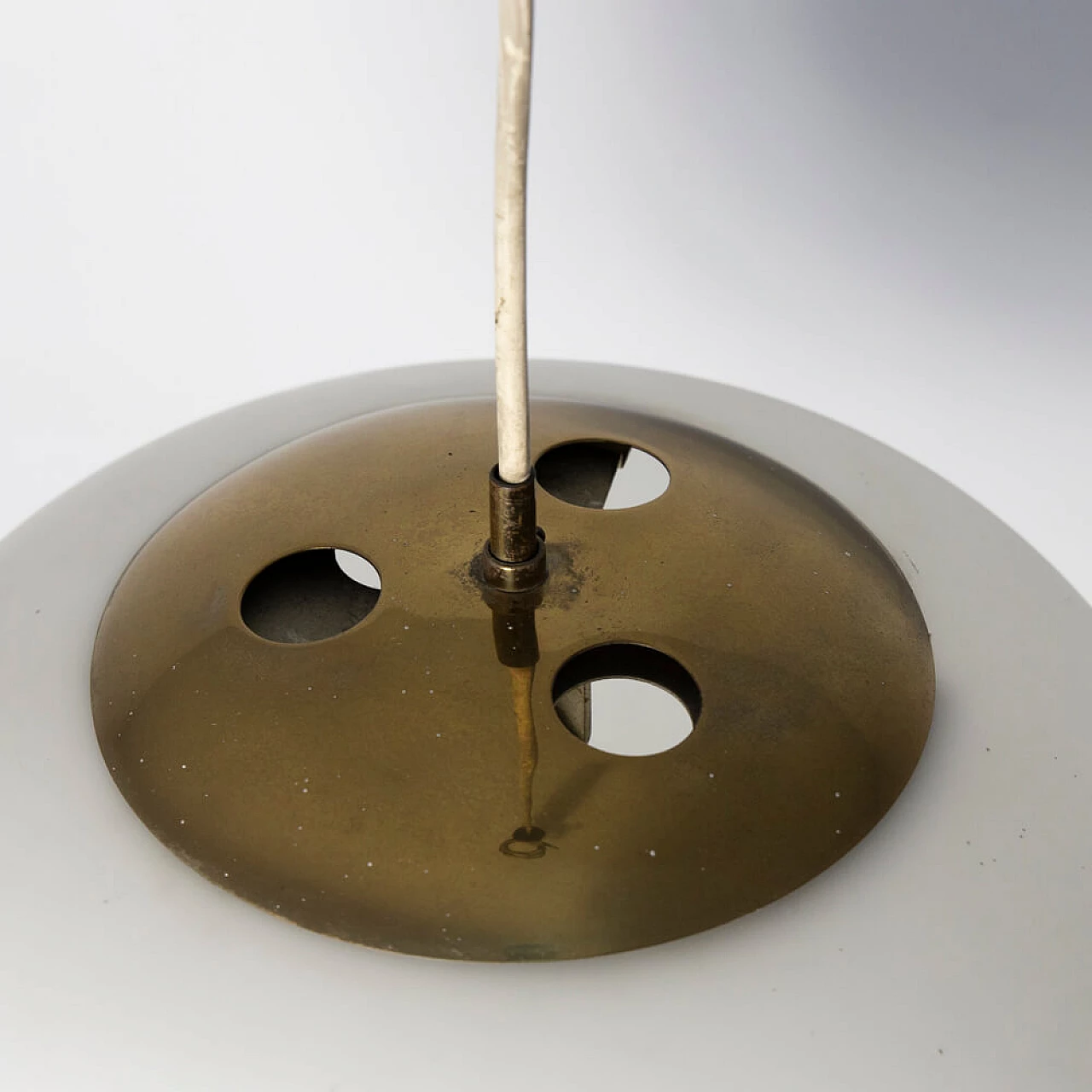 Lampada a sospensione in vetro satinato di Stilnovo, anni '50 8