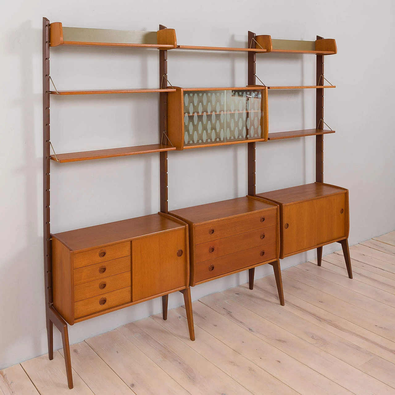 Three-bay Ergo wall unit by John Texmon and Einar Blindheim for Blindheim Mobelfabrikk, 1960s 9