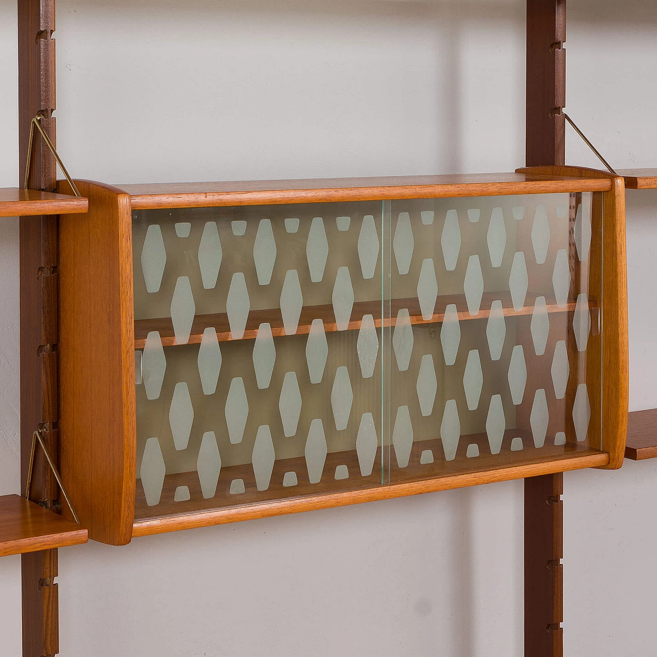 Three-bay Ergo wall unit by John Texmon and Einar Blindheim for Blindheim Mobelfabrikk, 1960s 12