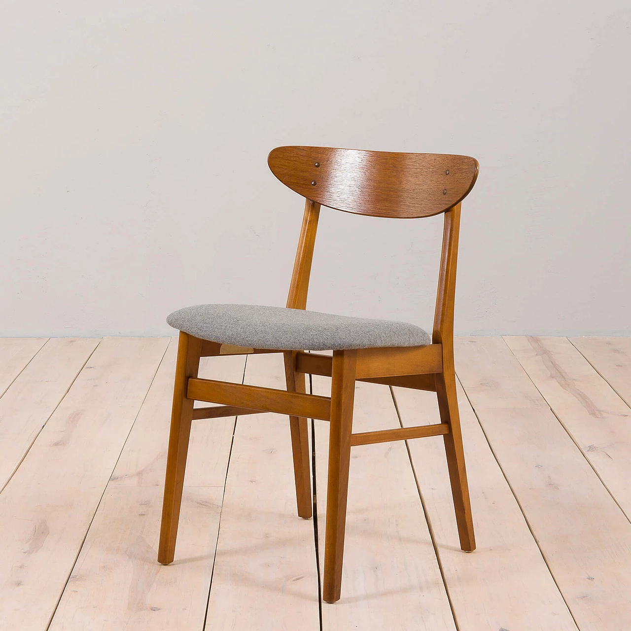 6 Teak and grey wool chairs for Farstrup, 1960s 8
