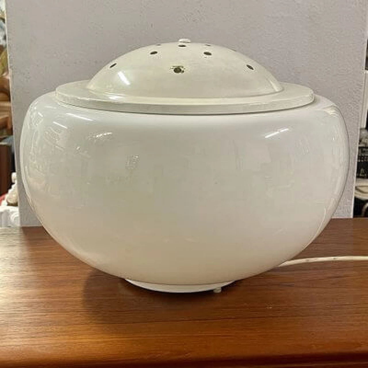 Table lamp in Space Age style in opaline glass, 1970s 1