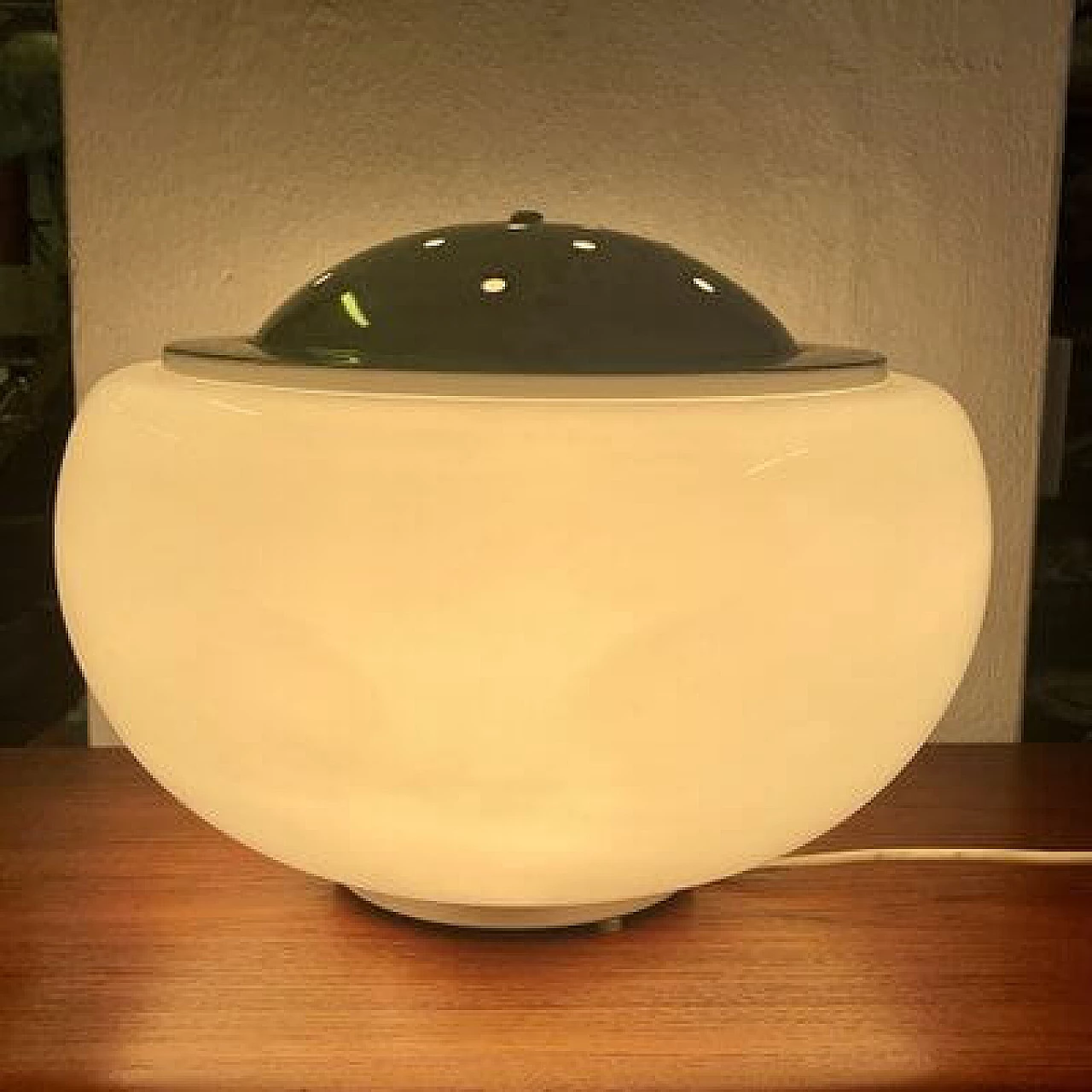 Table lamp in Space Age style in opaline glass, 1970s 2