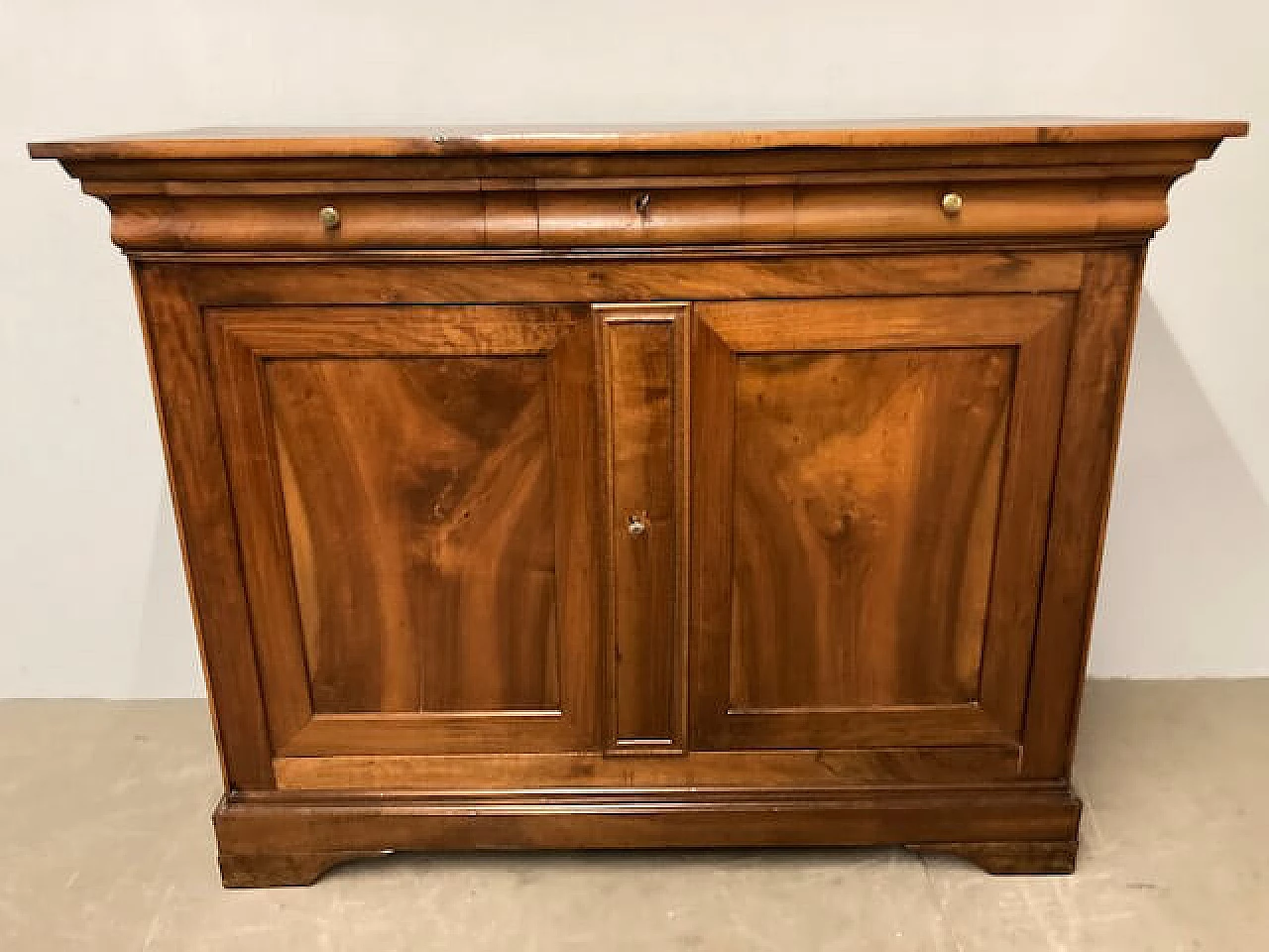 Credenza cappuccina Luigi Filippo in noce massello, metà '800 2