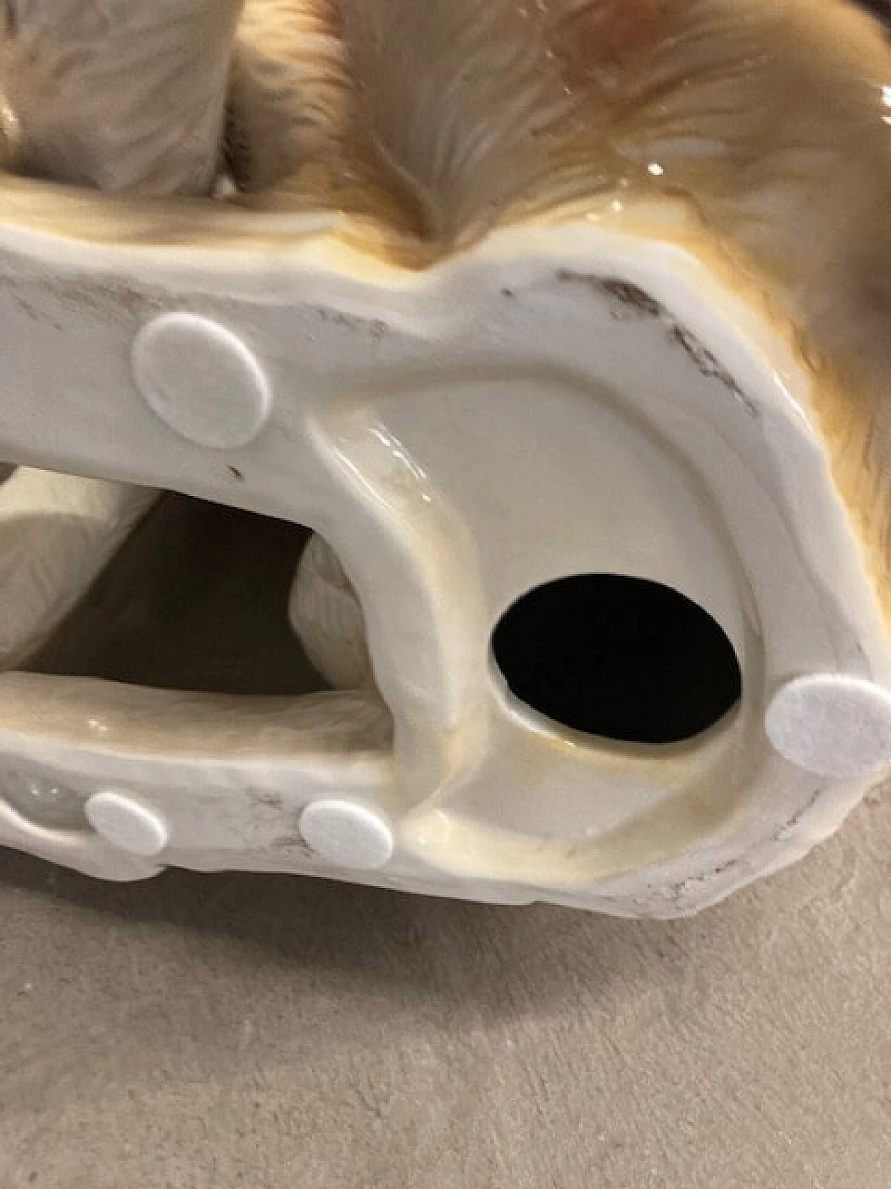 Scultura in ceramica raffigurante una tigre, anni '70 15