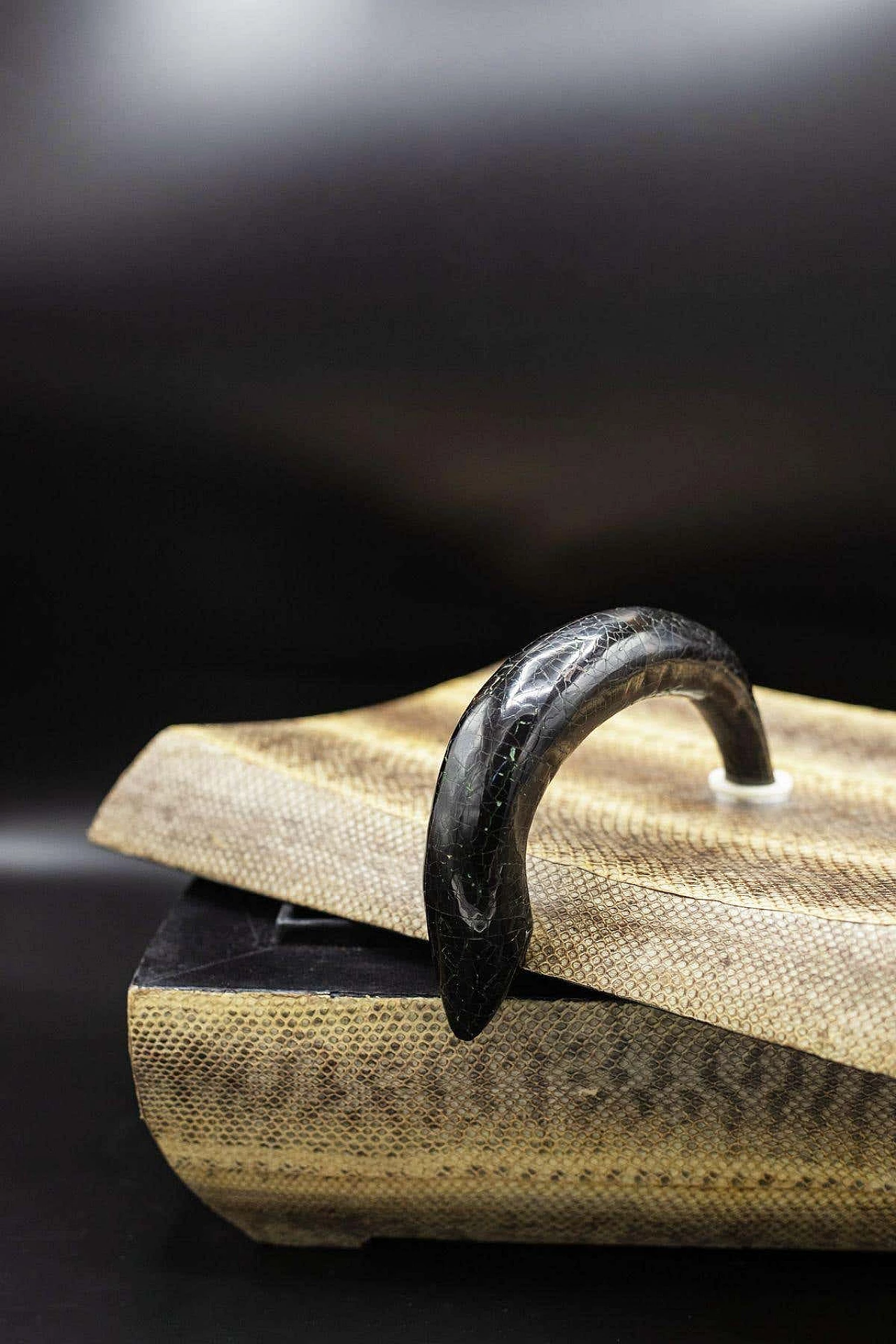 Art Deco leatherette and velvet jewellery box, 1920s 7