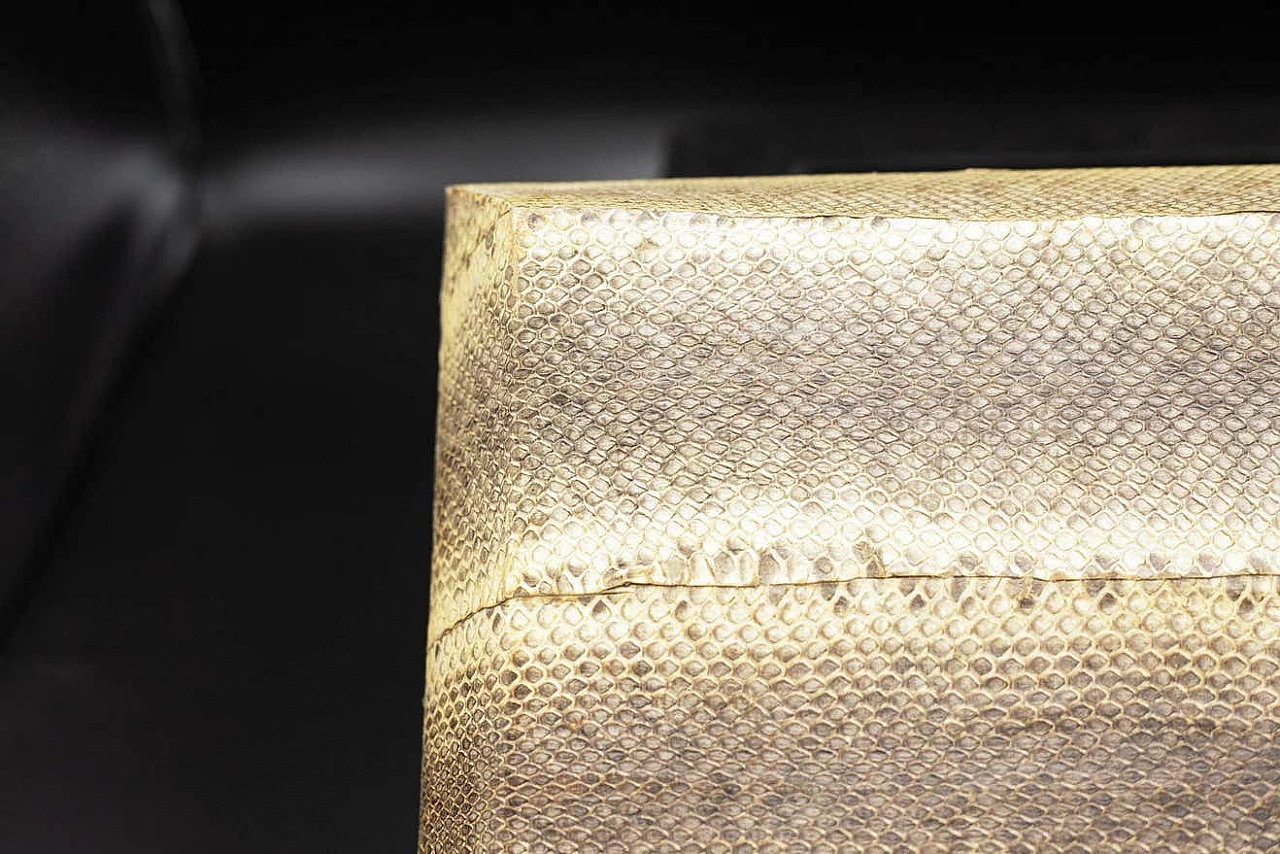 Art Deco leatherette and velvet jewellery box, 1920s 10