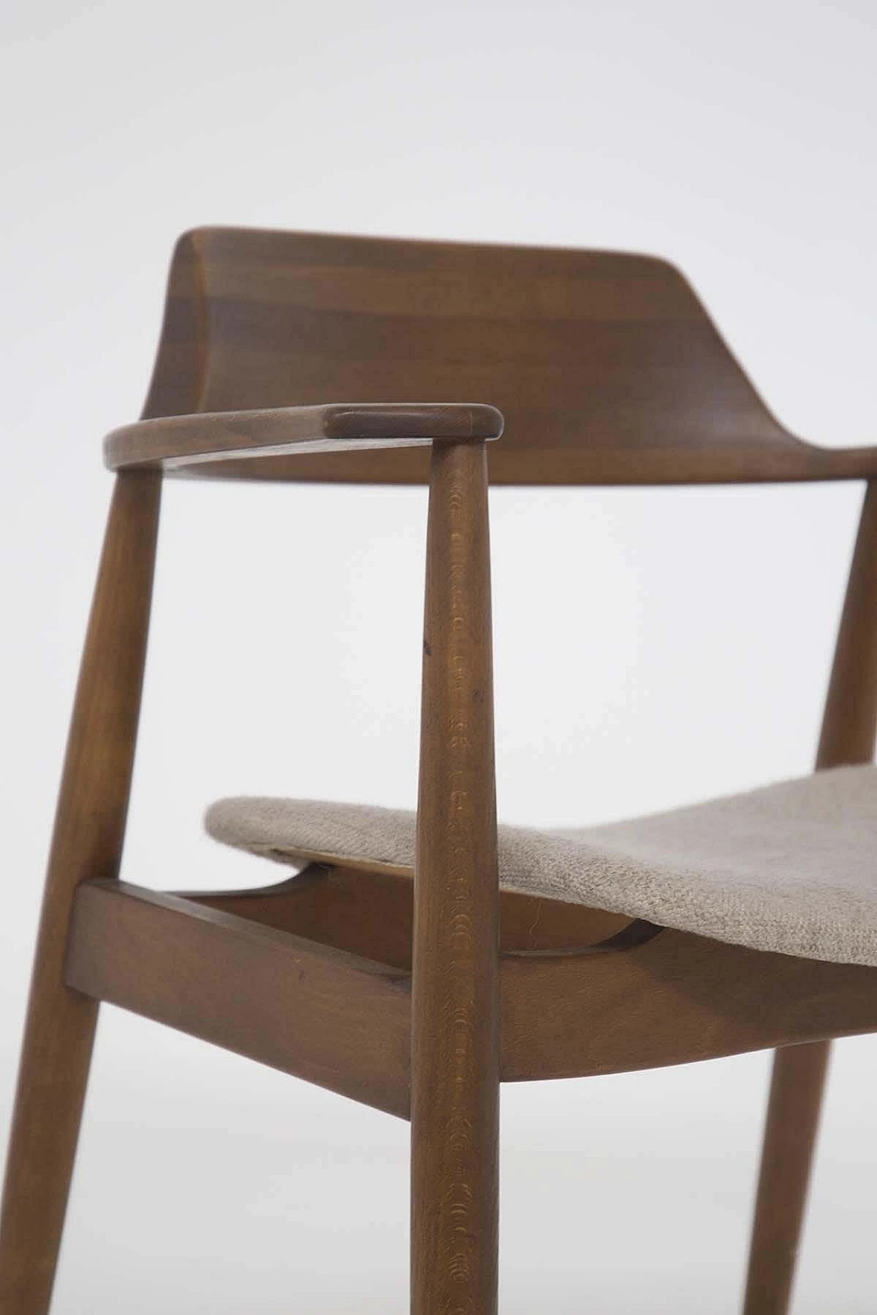 Sedia in legno e tessuto attribuita a Phillip Lloyd Powell, anni '50 2