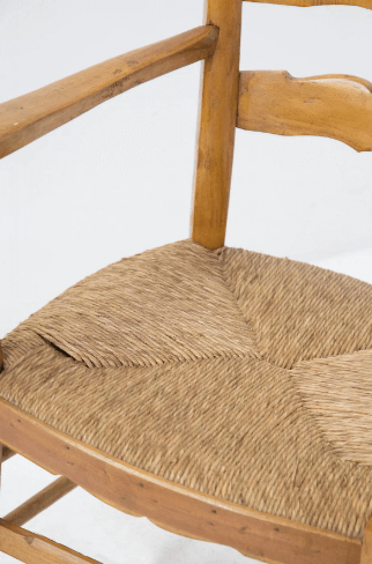Pair of armchairs in wood and straw attributed to Paolo Buffa, 1940s 5