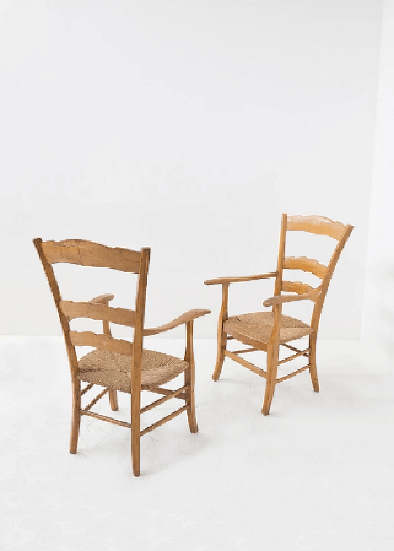 Pair of armchairs in wood and straw attributed to Paolo Buffa, 1940s 7