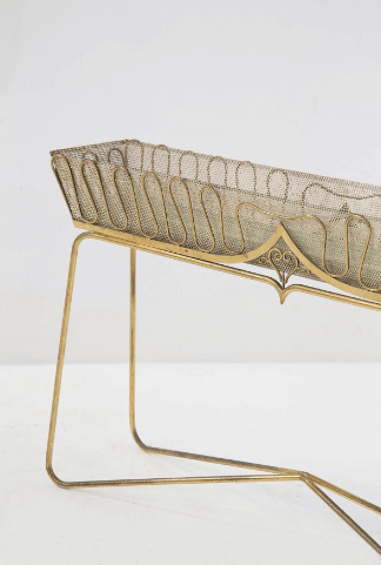 Fioriera in ottone dorato, anni '50 4