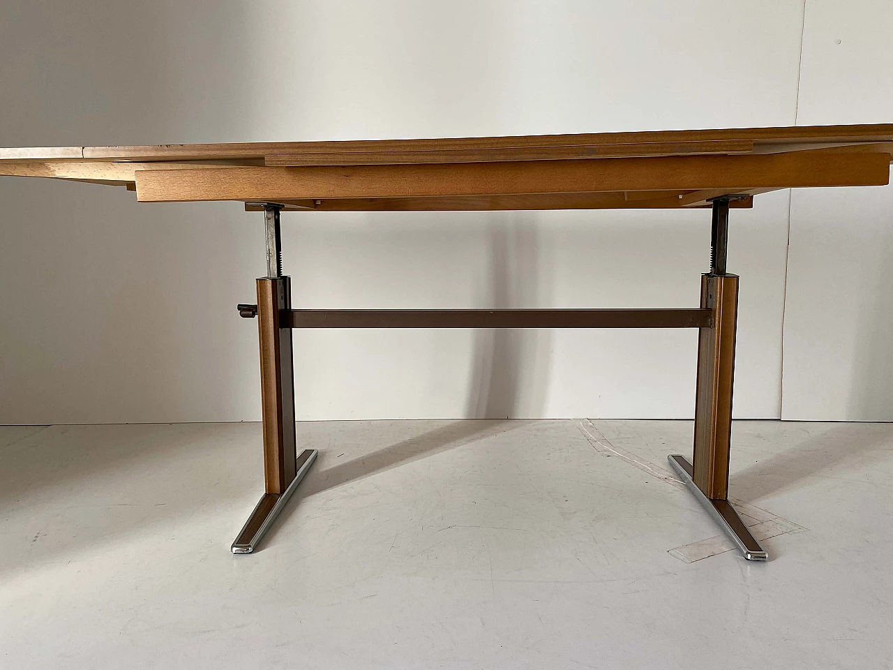 Steel and teak extendible side table, 1970s 14