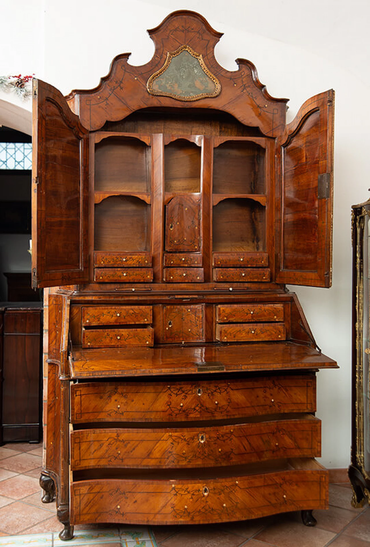 Trumeau Louis XV in walnut and exotic woods, 18th century 7