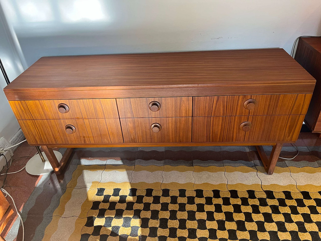 English teak dresser, 1960s 5