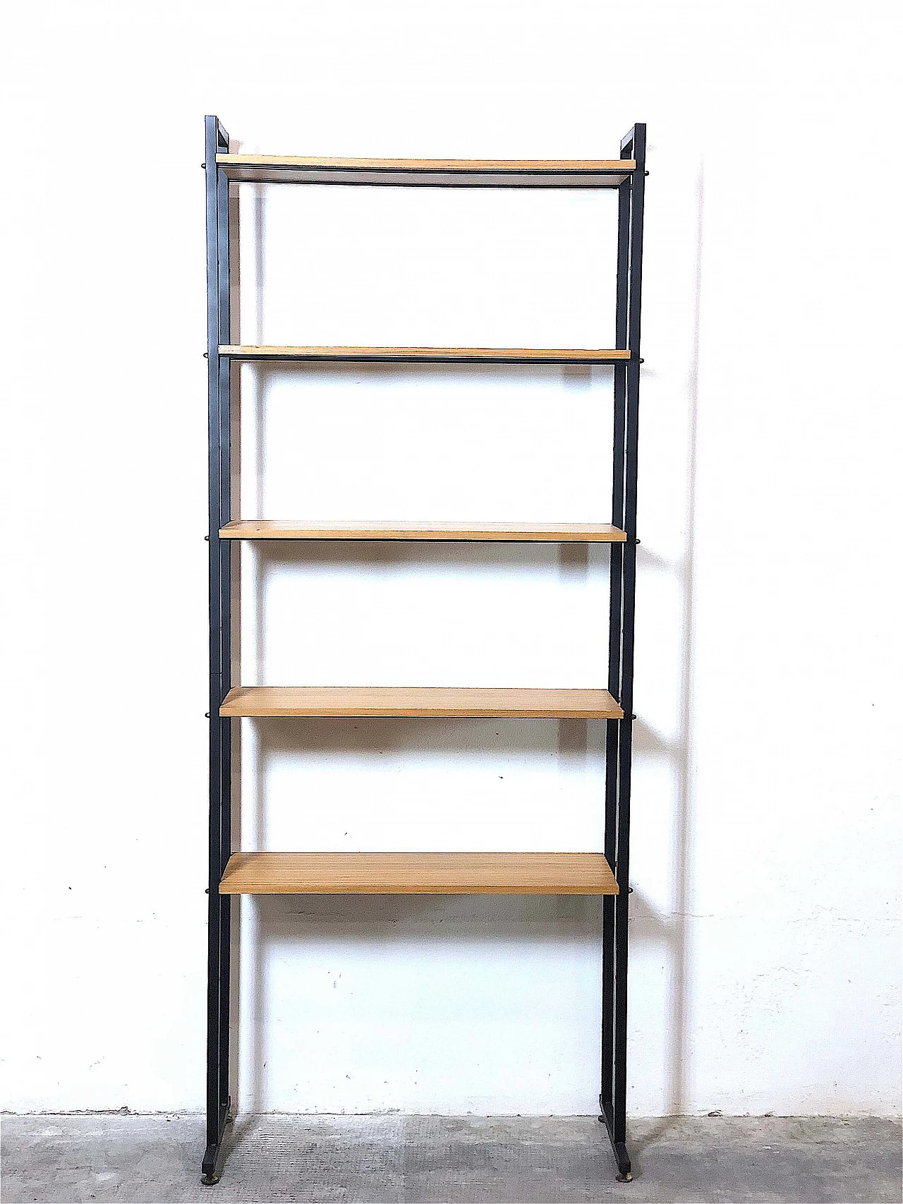 Modular one-bay bookcase with adjustable shelves, 1960s 1