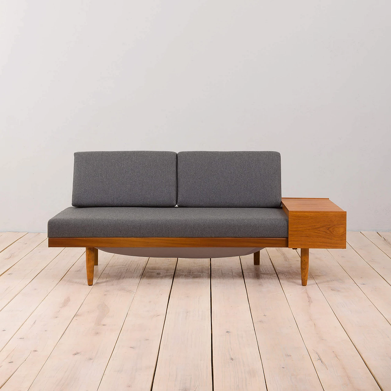 Swane wool and teak daybed with coffee table by Ingmar Relling for Ekornes, 1960s 5