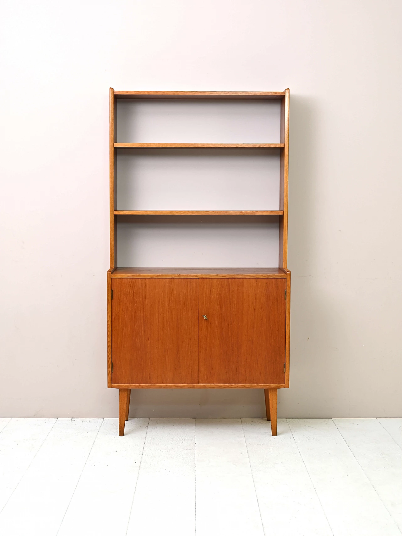 Libreria con ante a battente in teak, anni '60 2