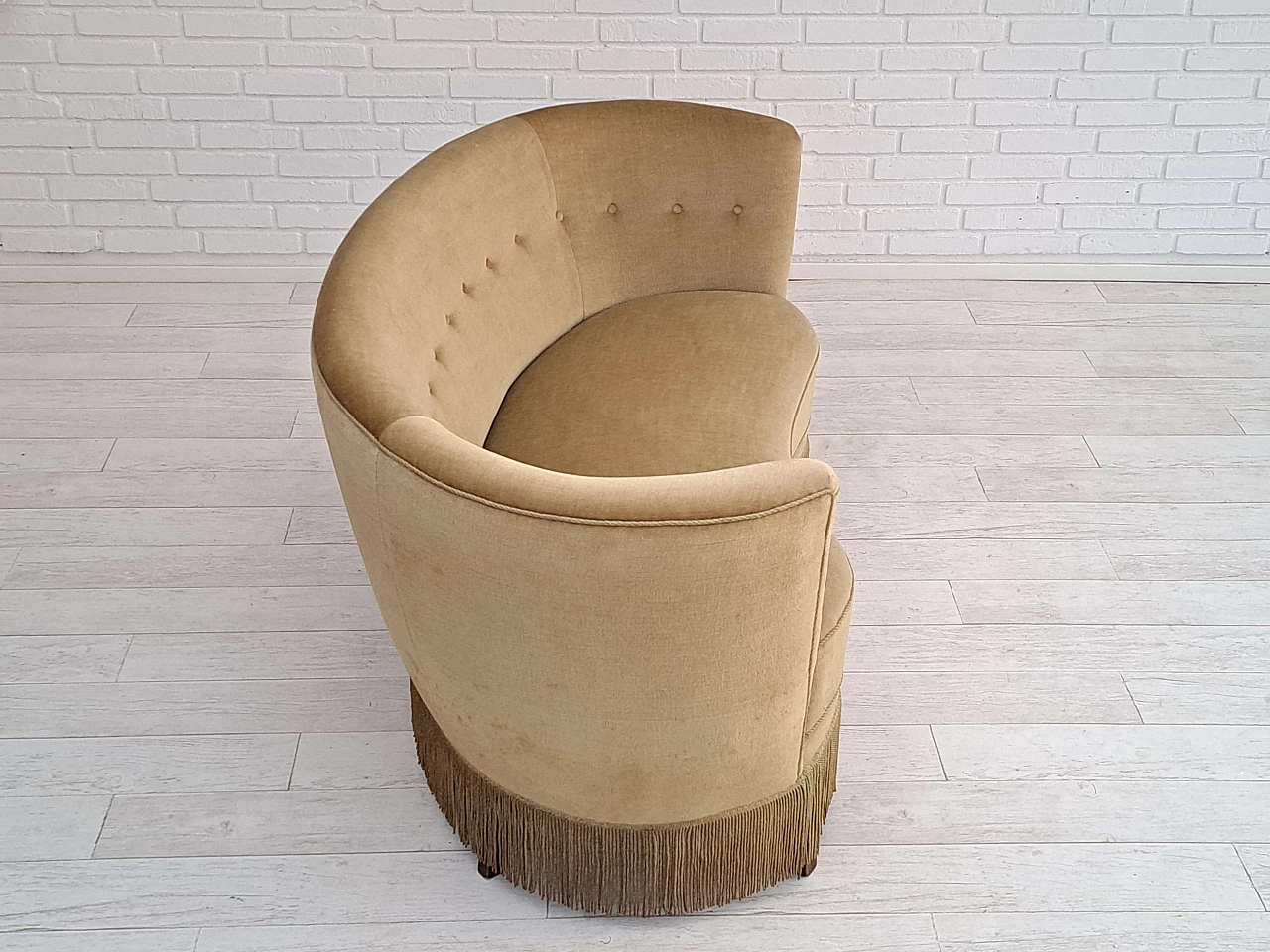 Two-seater velvet sofa with tassels, 1970s 9