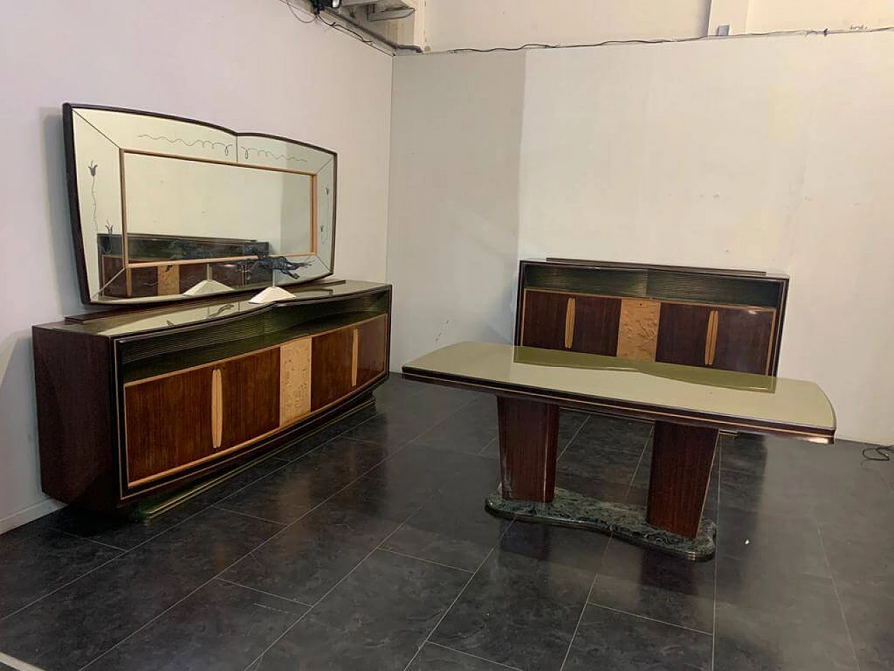 Credenza, mobile bar, specchio e tavolo di Vittorio Dassi, anni '40 2