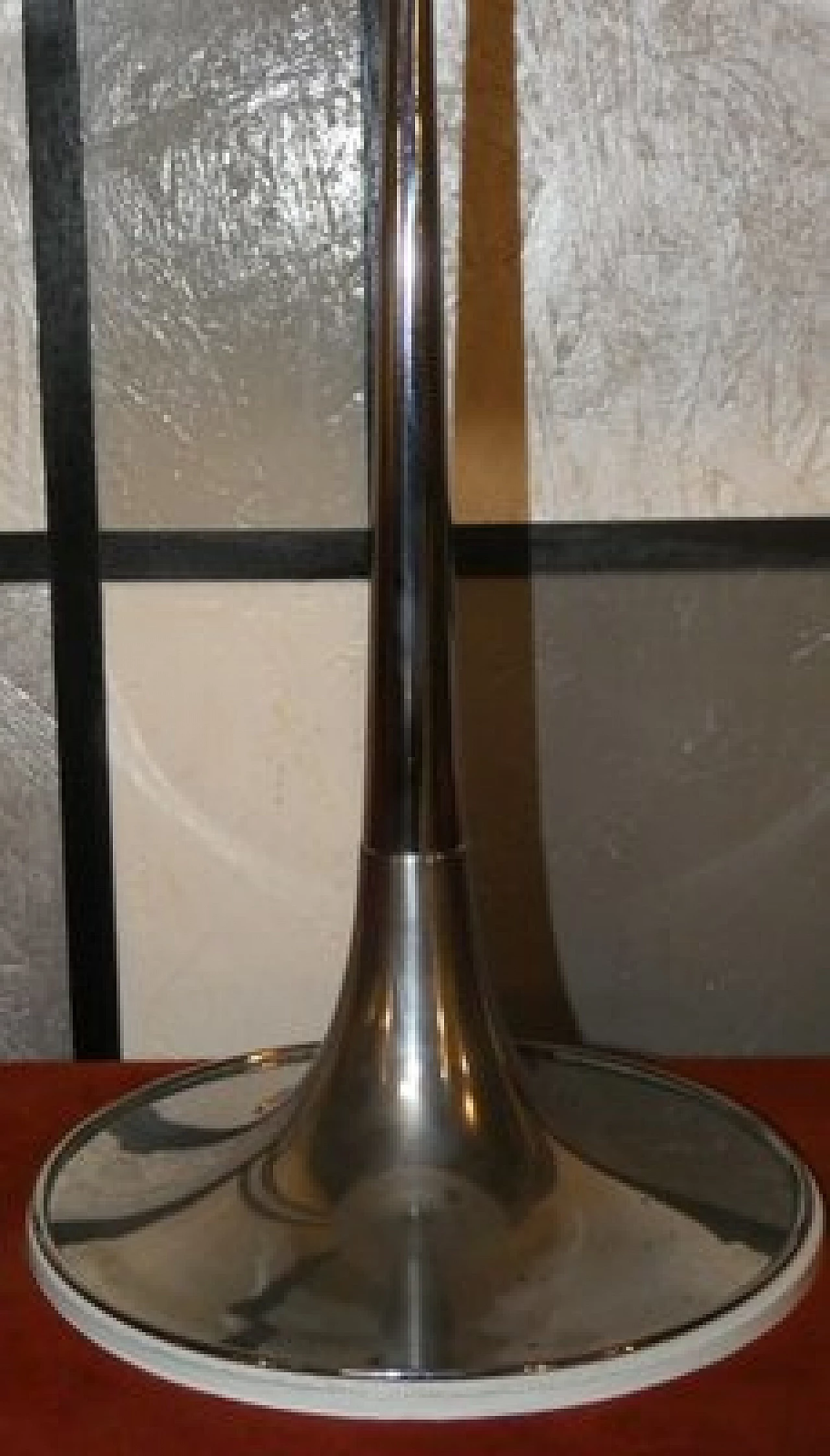 Space Needle table lamp in acrylic glass and steel, 1960s 14