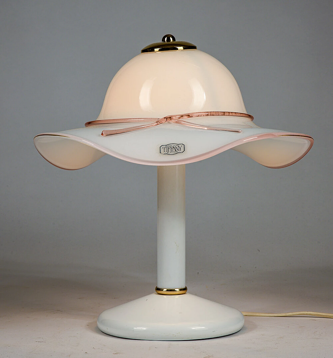 Hat-shaped Murano glass table lamp for Tiffany, 1970s 3