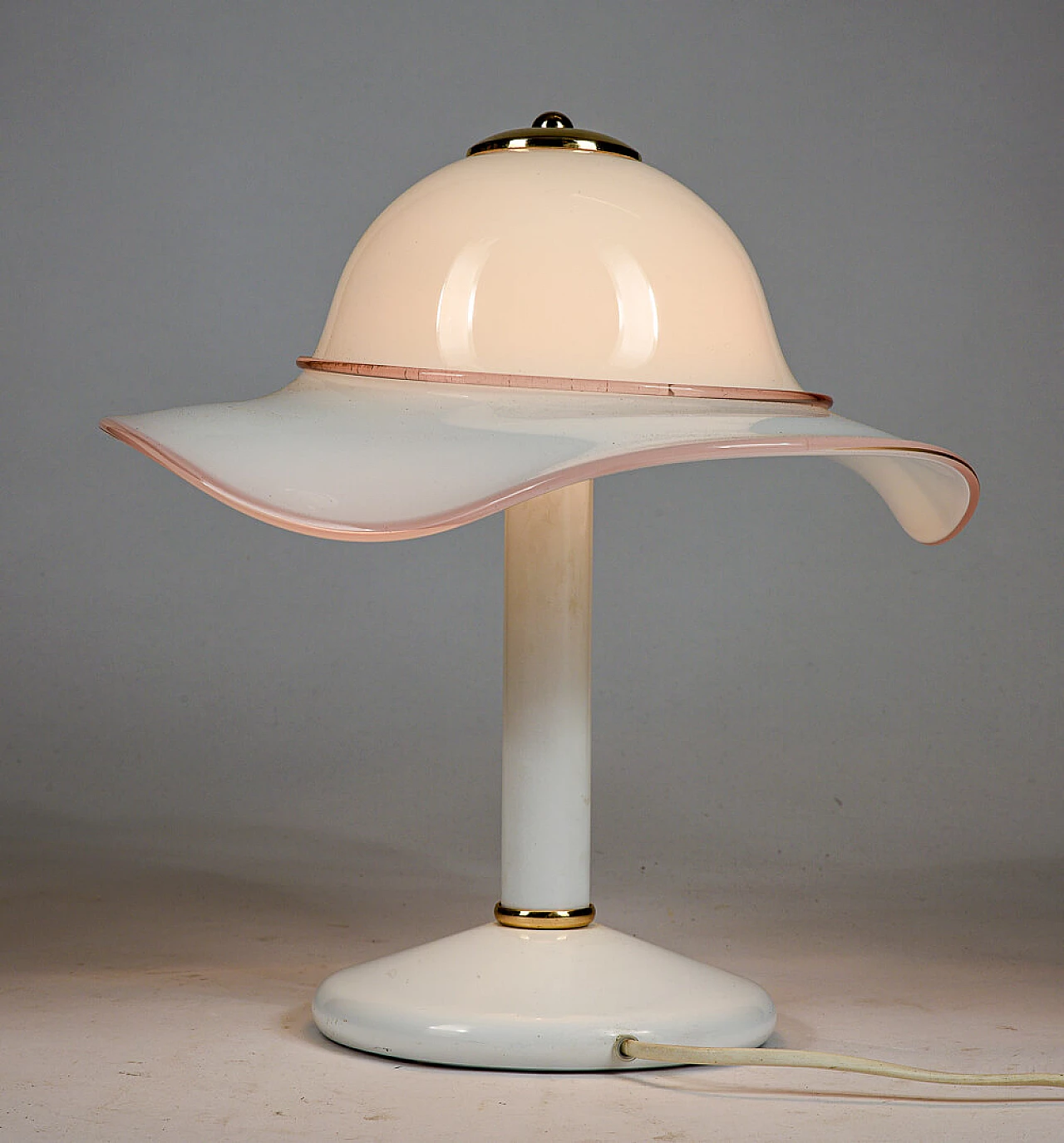Lampada da tavolo in vetro di Murano a forma di cappello per Tiffany, anni '70 6